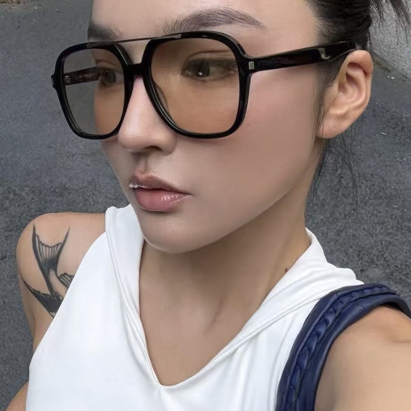 Nowe okulary przeciwsłoneczne  – Vintage Fashion Enthusiasts recenzja i cena